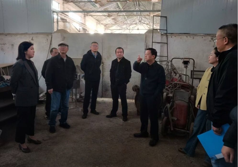 校長黃劍鋒調(diào)研咸陽校區(qū) 指導(dǎo)綜合開發(fā)利用工作